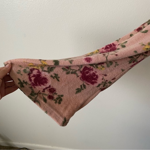 Rue21 Medium Boho Pink Floral Crop Sweater With Bell Sleeves - Picture 6 of 7